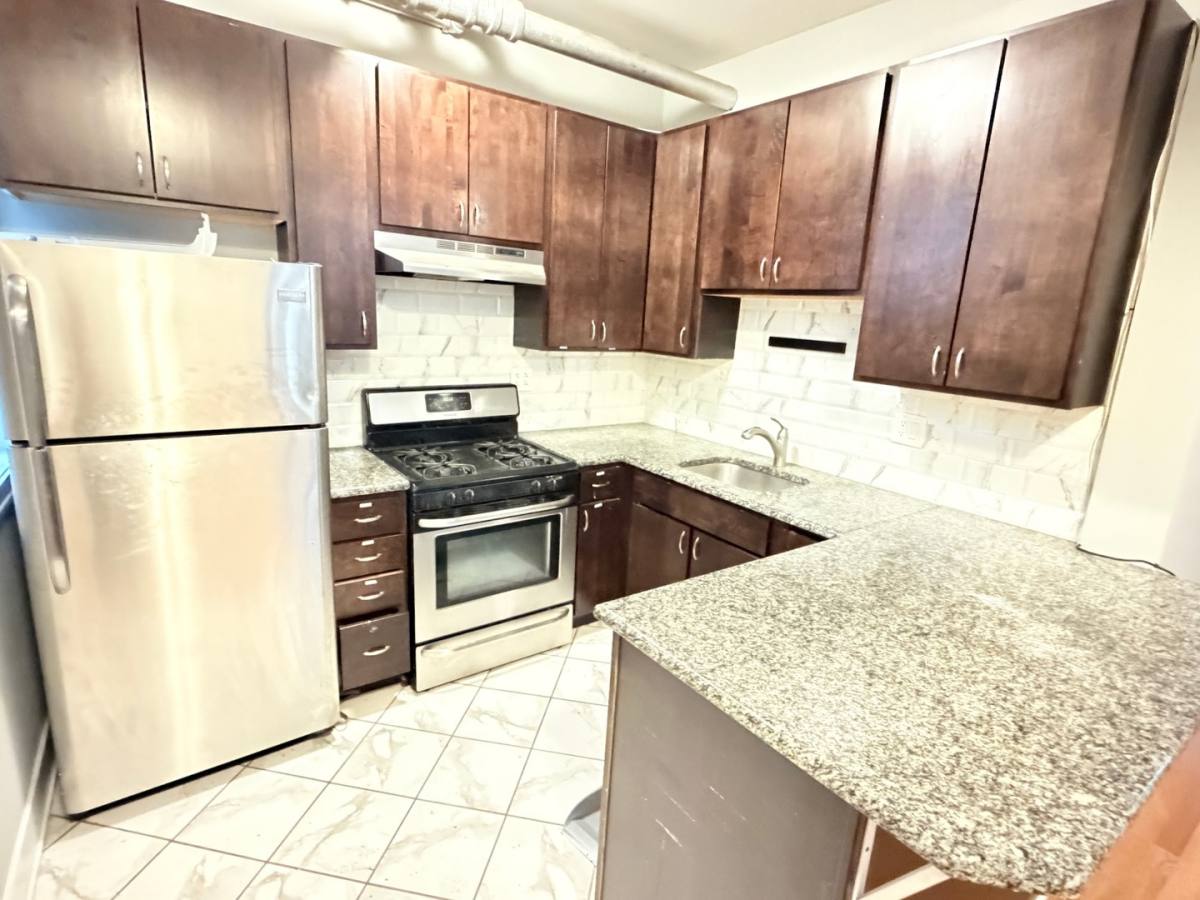 Apartment for rent at 3155 W Augusta Blvd #G, Chicago, IL 60622