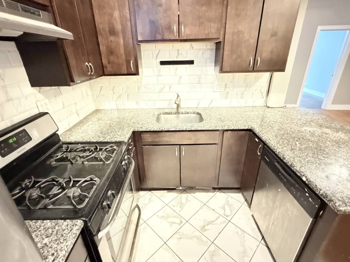 Apartment for rent at 3155 W Augusta Blvd #G, Chicago, IL 60622