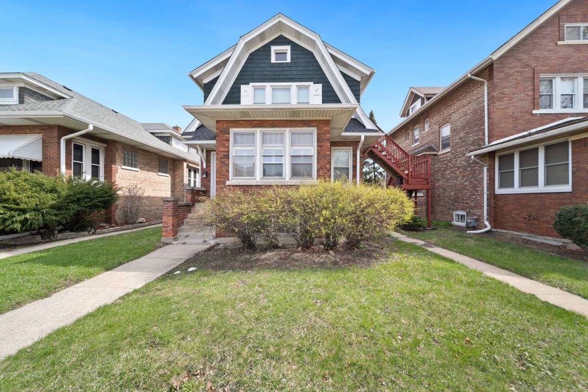 Apartment for rent at 616 Circle Ave #1, Forest Park, IL 60130