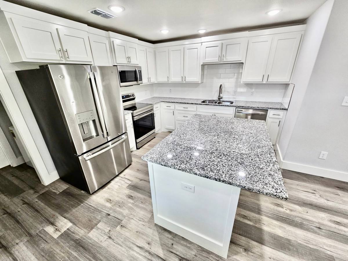 Apartment for rent at 222 W Bond St #222, Denison, TX 75020