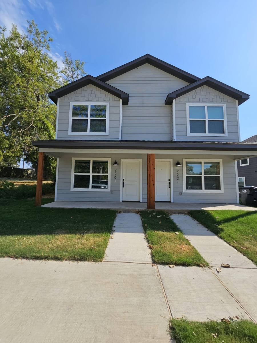 Apartment for rent at 222 W Bond St #222, Denison, TX 75020