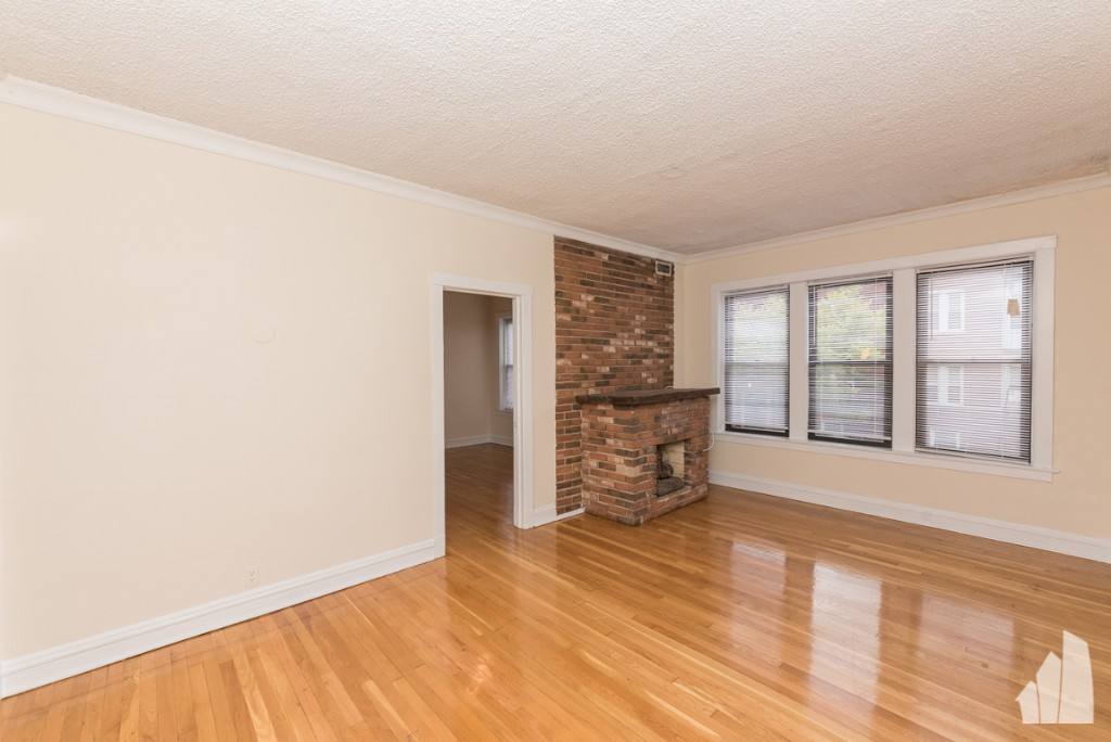 Apartment for rent at 3521 N Racine Ave #1S, Chicago, IL 60657