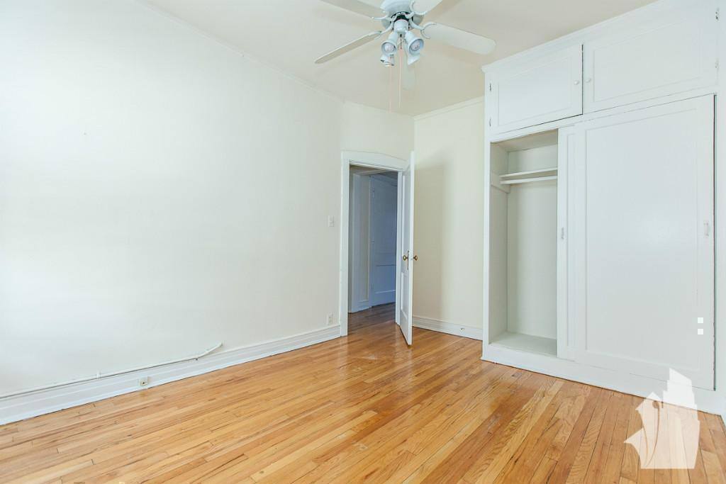 Apartment for rent at 827 W Waveland Ave #3S, Chicago, IL 60613