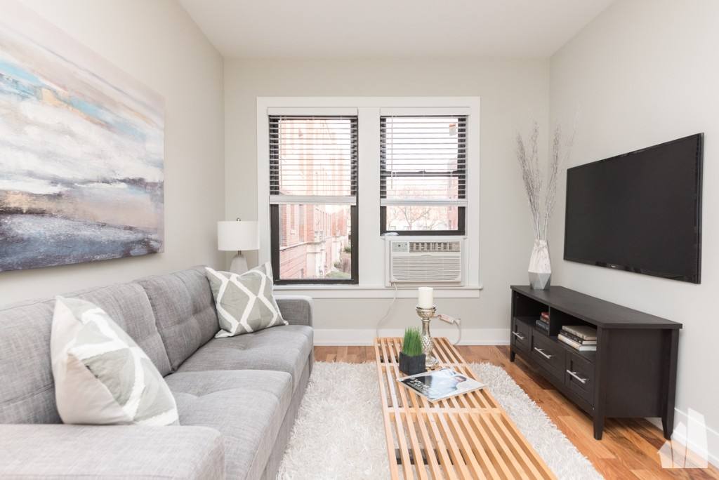 Apartment for rent at 2914 N Mildred Ave #3FF, Chicago, IL 60657