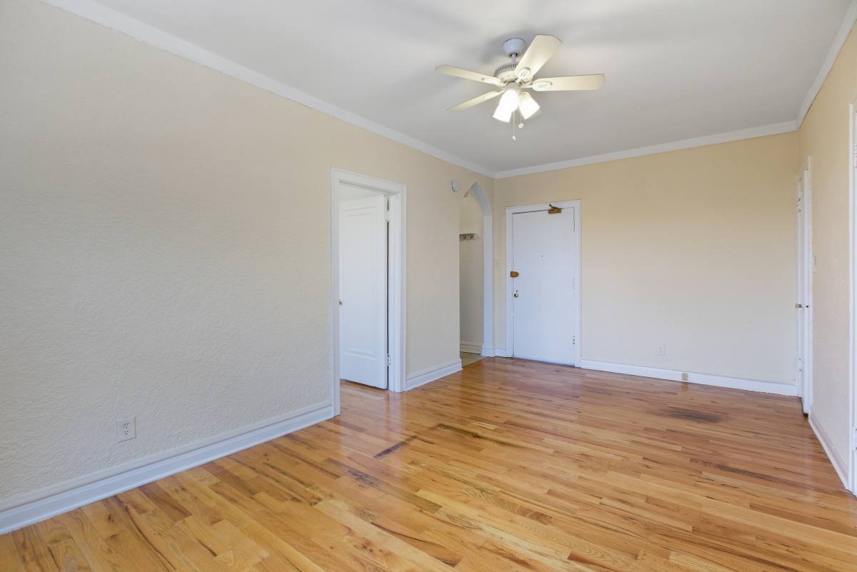 Apartment for rent at 4829 N Damen Ave #401, Chicago, IL 60625
