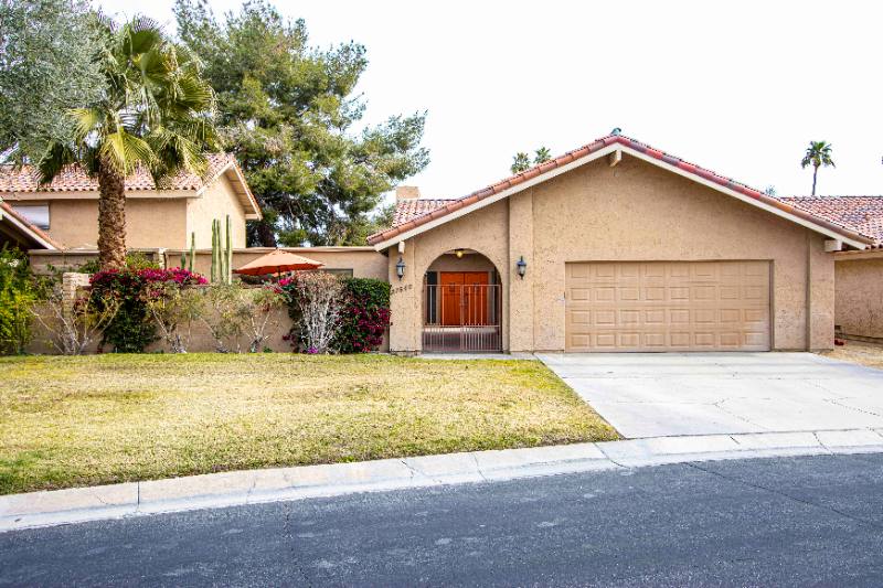 Condo for rent at 37640 Los Cocos Dr E, Rancho Mirage, CA 92270