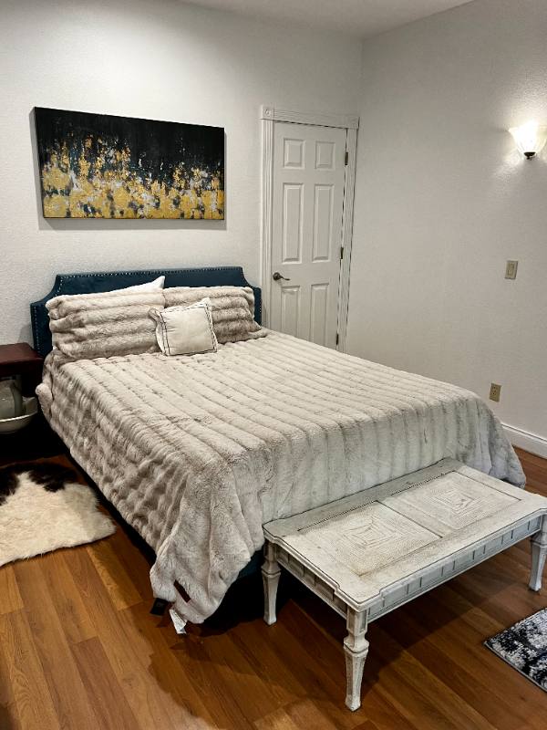 Apartment for rent at 3309 SE Evergreen Ave, Portland, OR 97222
