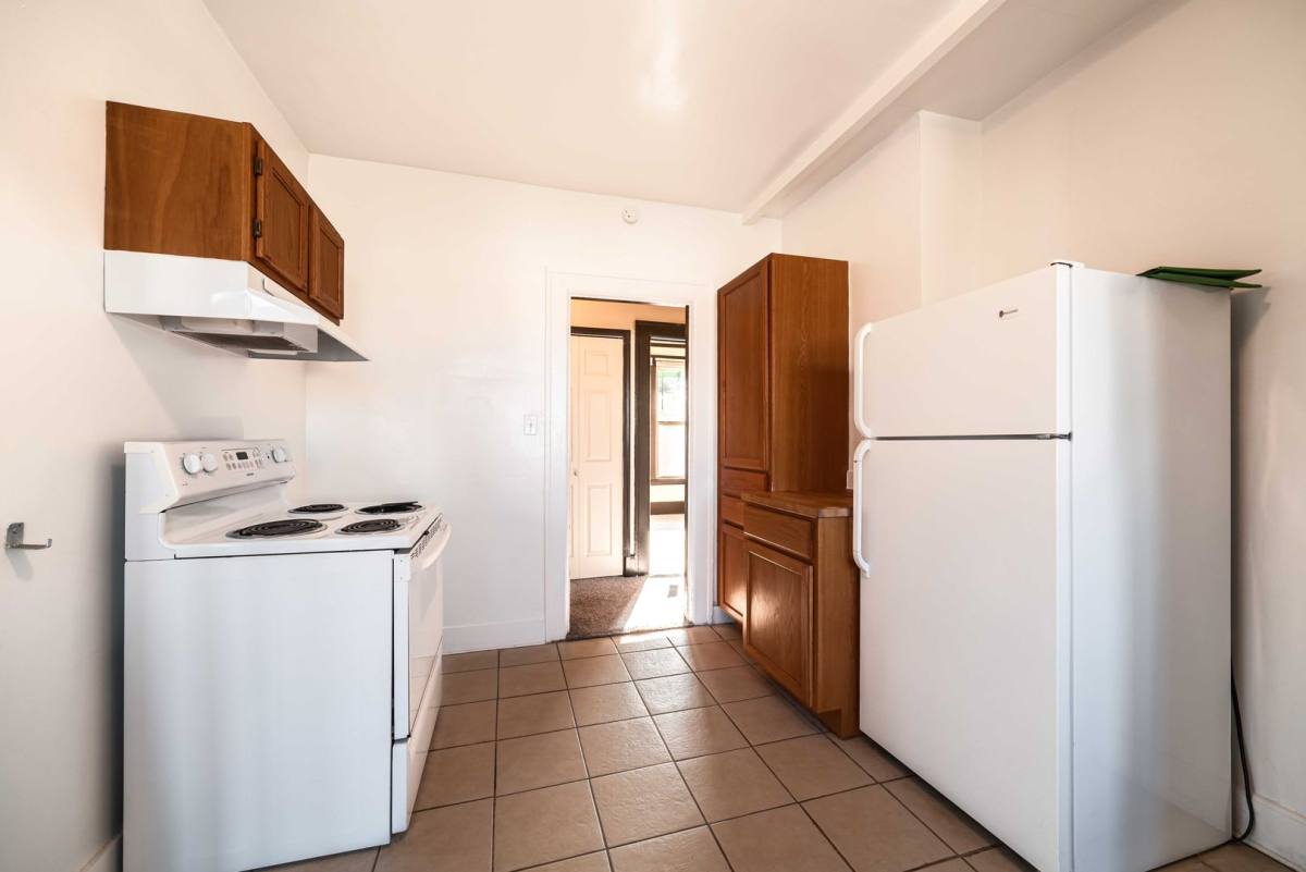 Apartment for rent at 58 Alger St, Detroit, MI 48202