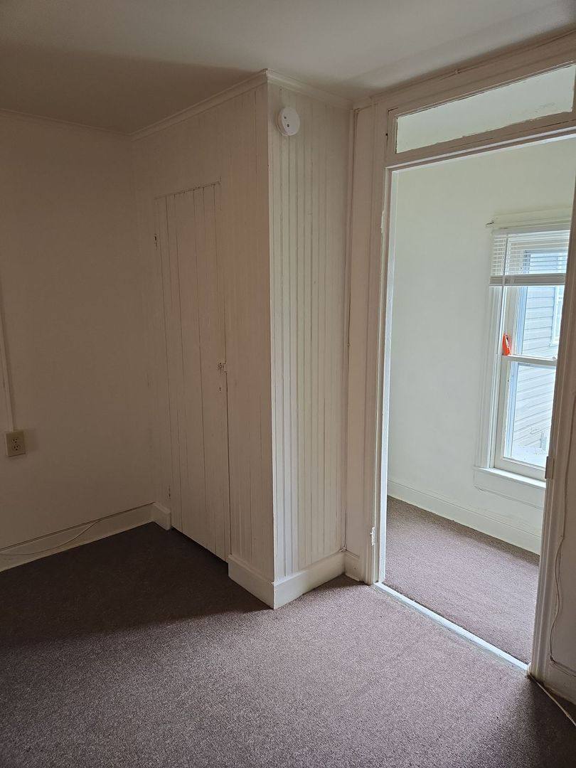 Apartment for rent at 106-108 S Main St, Mercersburg, PA 17236