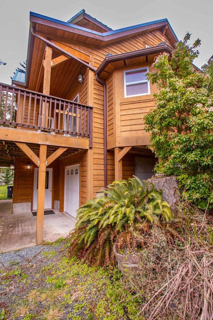 House for rent at 1130 Honeymoon Lake Dr, Greenbank, WA 98253