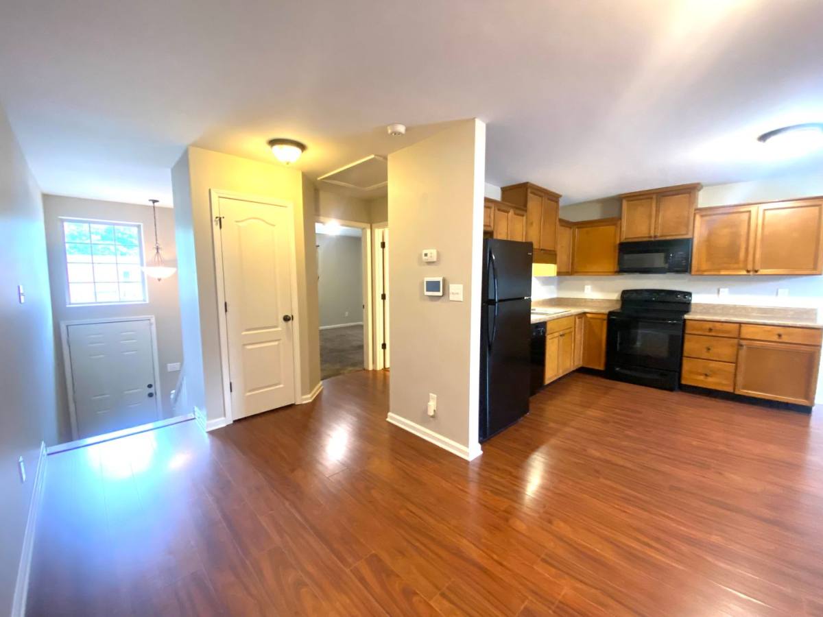 Apartment for rent at 1728 Thistlewood Dr, Clarksville, TN 37042