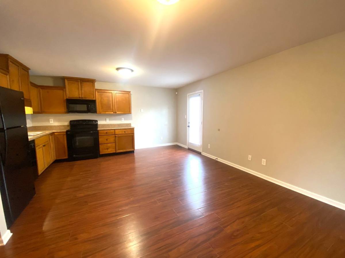 Apartment for rent at 1728 Thistlewood Dr, Clarksville, TN 37042
