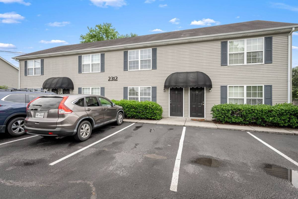 Townhouse for rent at 2312 Willowbrook Dr, Murfreesboro, TN 37130