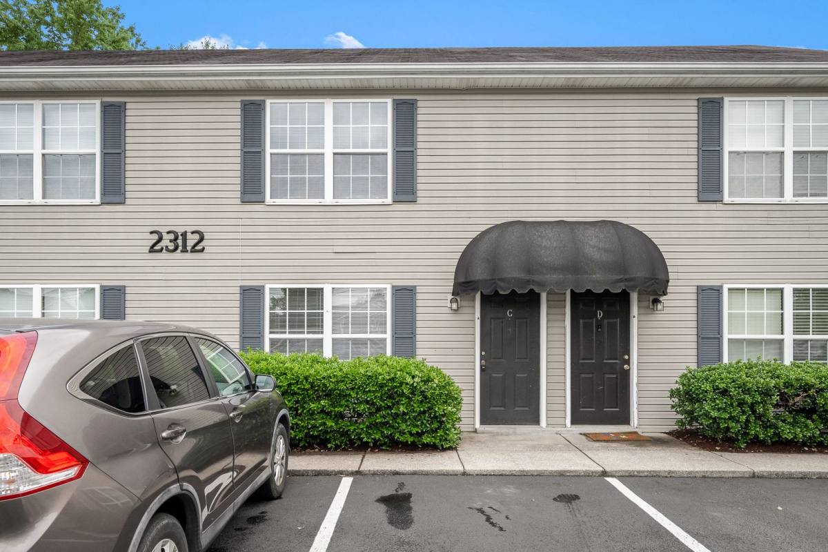 Townhouse for rent at 2312 Willowbrook Dr, Murfreesboro, TN 37130