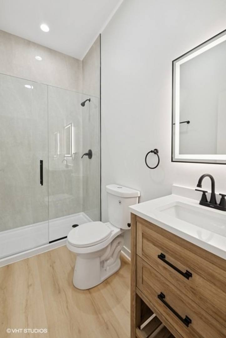 Apartment for rent at 1052 N Central Park Ave, Chicago, IL 60651