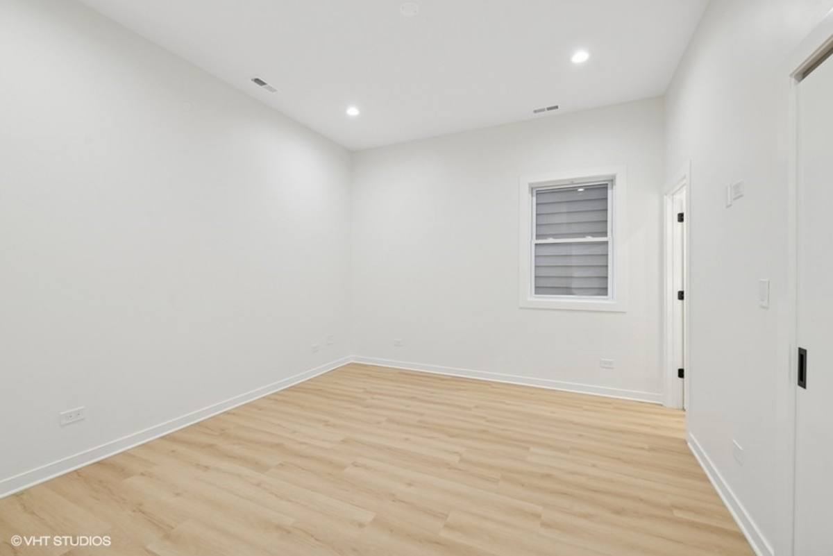 Apartment for rent at 1052 N Central Park Ave, Chicago, IL 60651