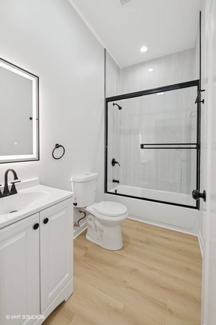 Apartment for rent at 1052 N Central Park Ave, Chicago, IL 60651