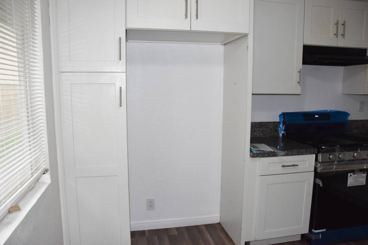 Apartment for rent at 411 Kroeger, Anaheim, CA 92805