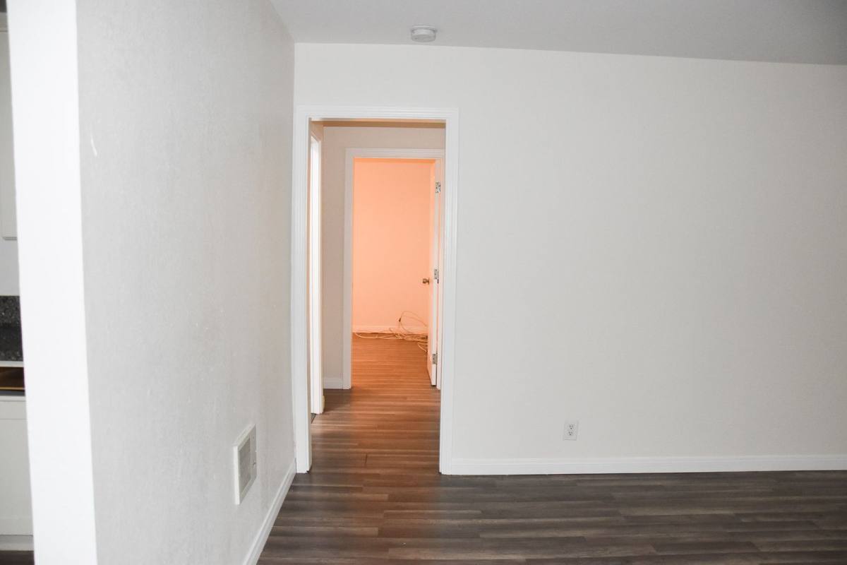 Apartment for rent at 411 Kroeger, Anaheim, CA 92805
