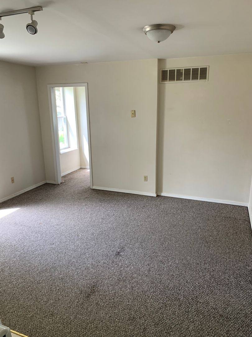 Apartment for rent at 331 S Davisson St, Bloomington, IN 47403