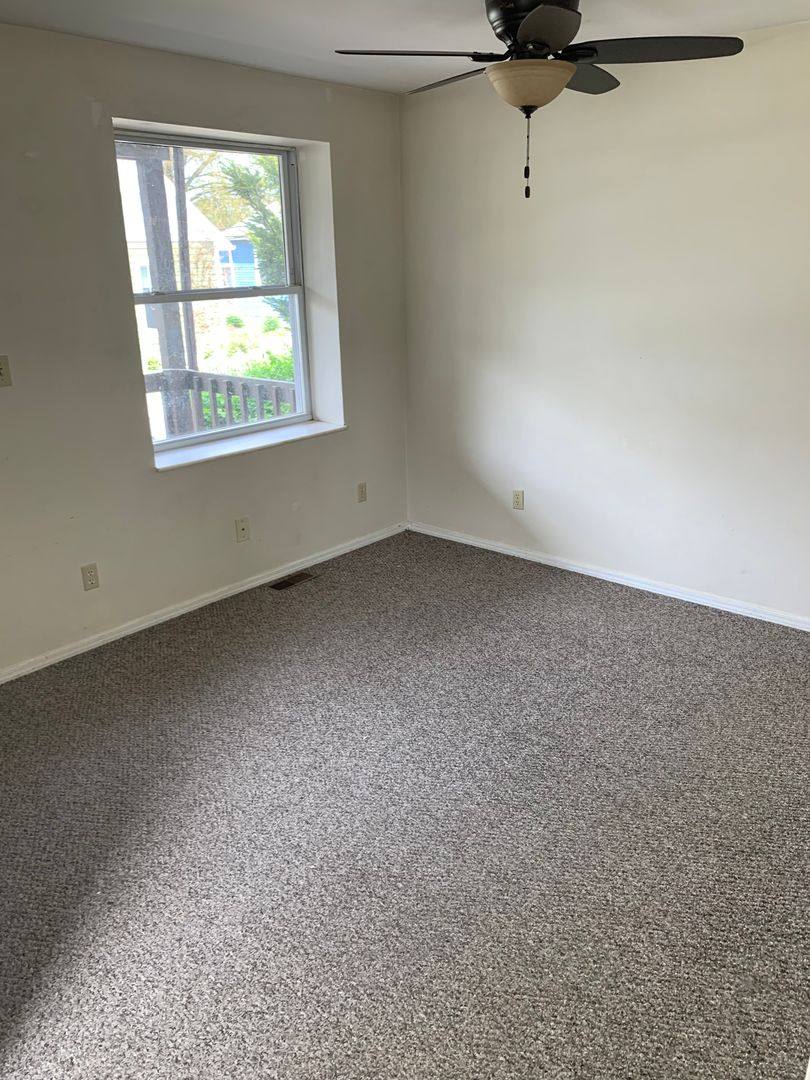 Apartment for rent at 331 S Davisson St, Bloomington, IN 47403