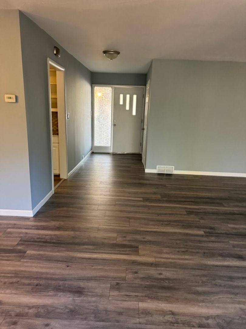 House for rent at 933 Lynnwood Court, Bartlesville, OK 74006