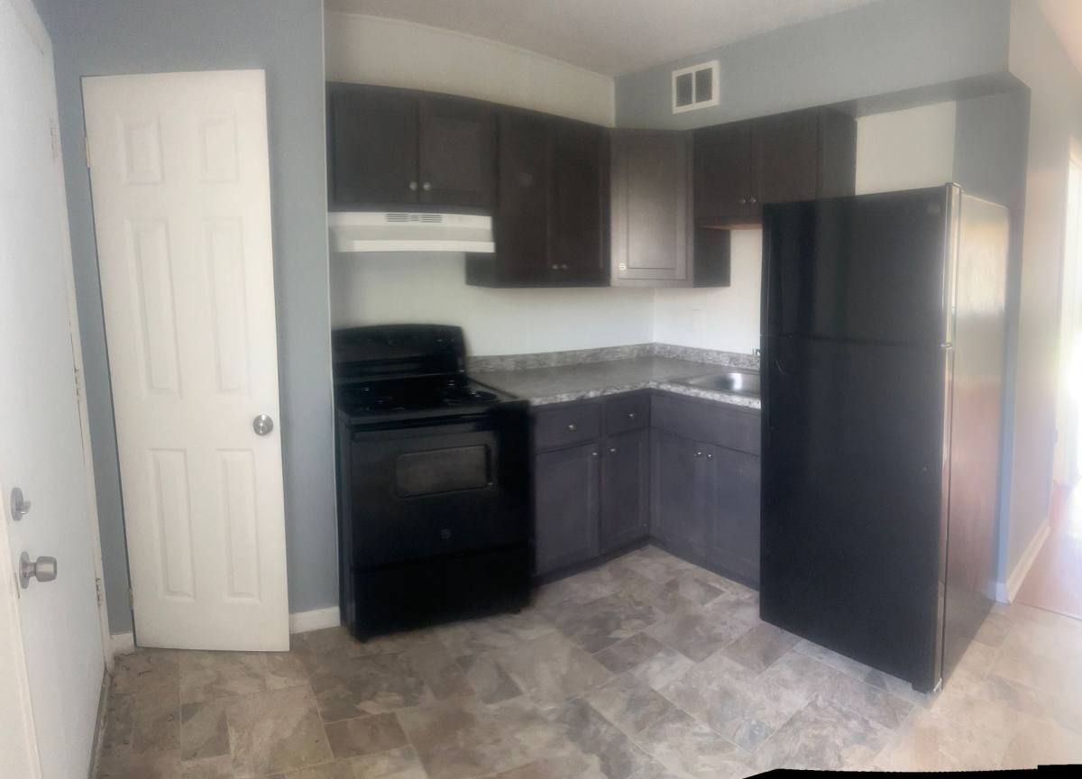 Apartment for rent at 1585-87 Leonaire, Saint Louis, MO 63138