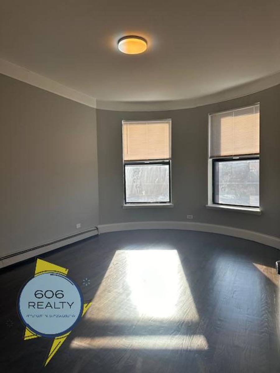 Apartment for rent at 5850-58 S King Dr, Chicago, IL 60637