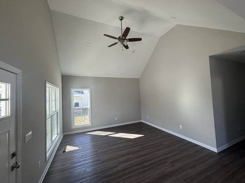 House for rent at 221 Cherokee Dr, Lafayette, TN 37083