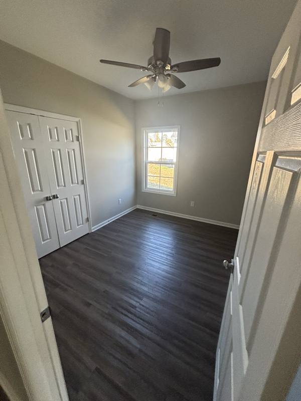 House for rent at 221 Cherokee Dr, Lafayette, TN 37083