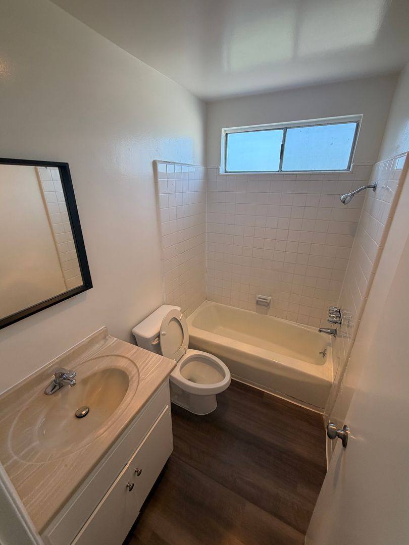 Apartment for rent at 1755 E 3rd St, Long Beach, CA 90802