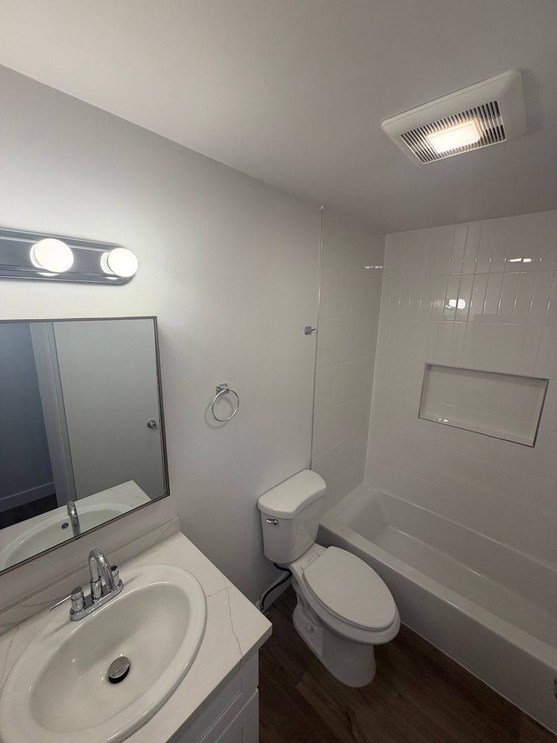 Apartment for rent at 2840 Mariquita St, Long Beach, CA 90803