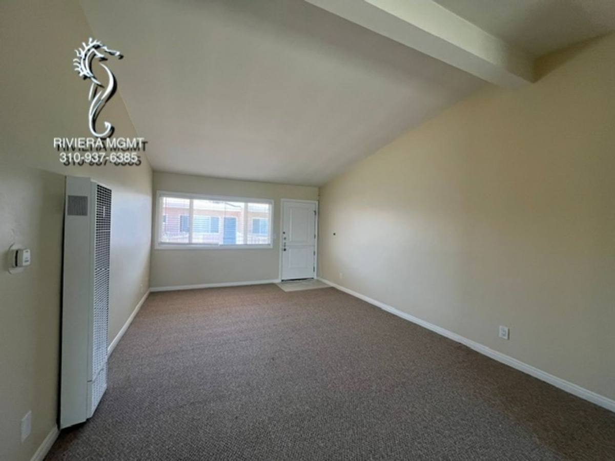 Apartment for rent at 1708 Esplanade, Redondo Beach, CA 90277