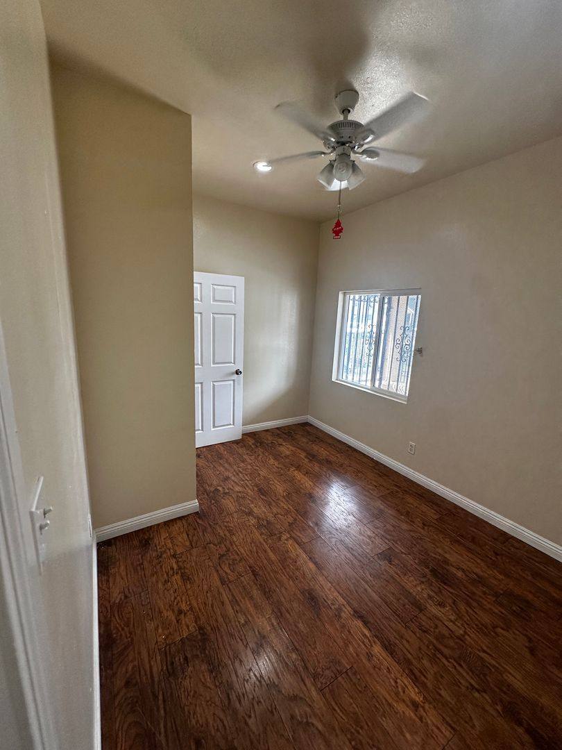 Apartment for rent at 750 E 40th Place, Los Angeles, CA 90011