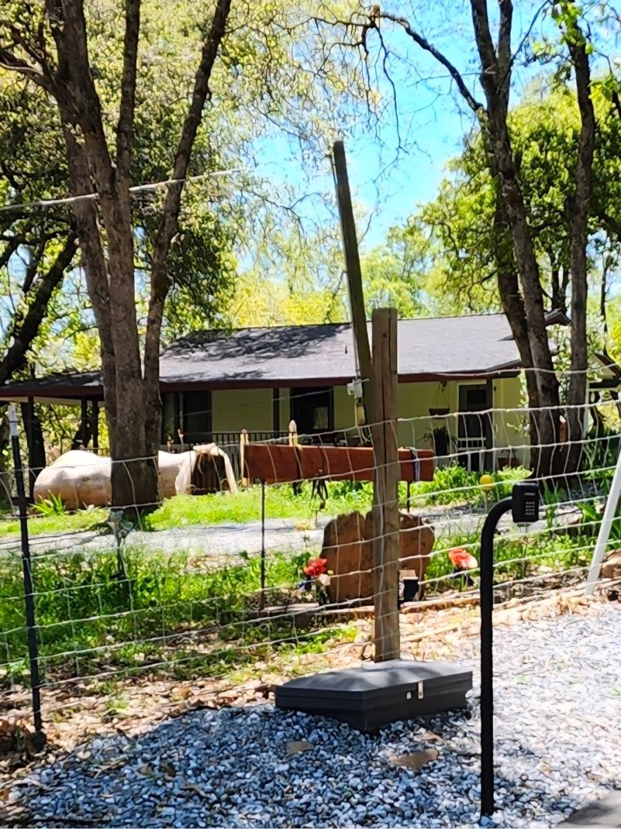 House for rent at 6091 Dutch Mine Rd, Diamond Springs, CA 95619