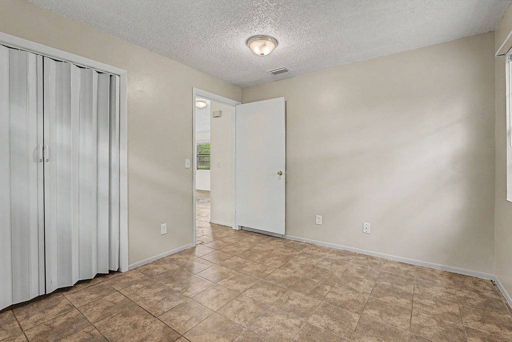 Apartment for rent at 3080 S Clematis Way #17, Homosassa, FL 34448