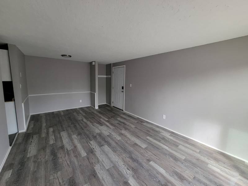 Apartment for rent at 13444 Euclid Ave #215, Cleveland, OH 44112