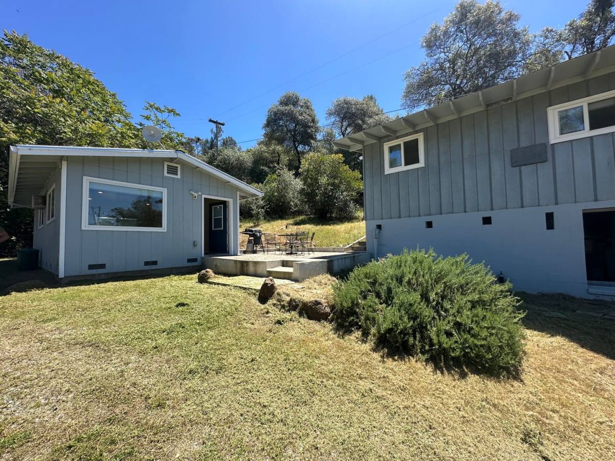House for rent at 9407 Bostwick Rd, Sonora, CA 95370