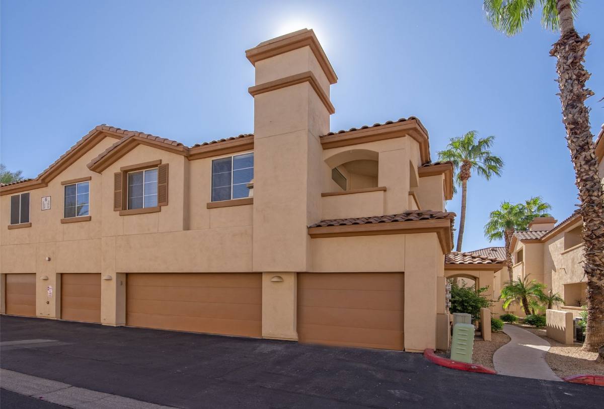 Condo for rent at 2992 N Miller Rd, Scottsdale, AZ 85251