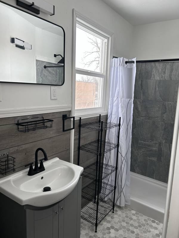 Apartment for rent at 1203 1 2 7th Ave #3, Rock Island, IL 61201