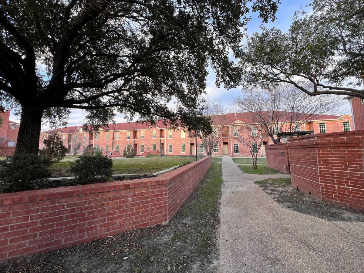 Townhouse for rent at 1544 Bennett St, Bryan, TX 77802