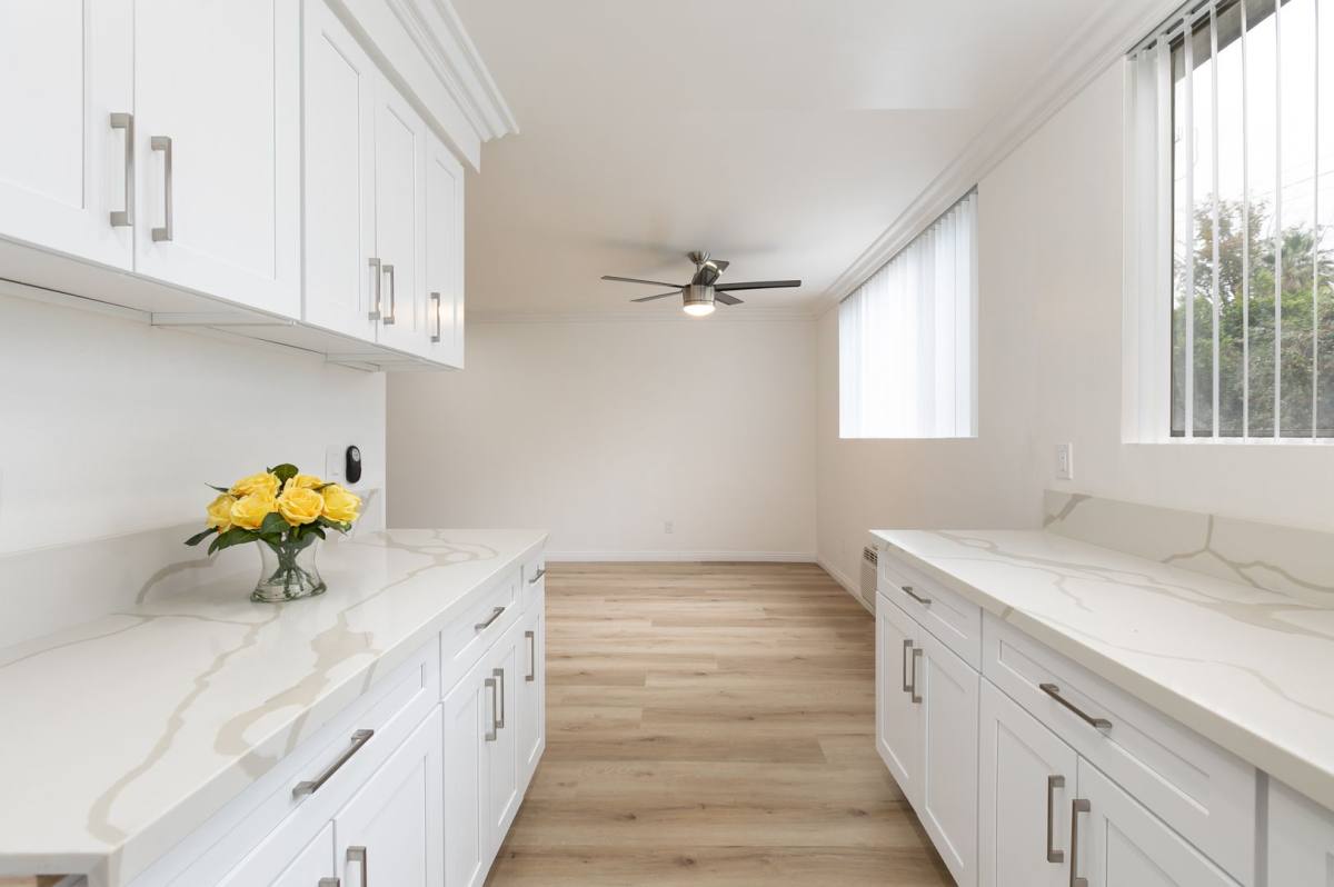 Apartment for rent at 6042 6060 Fulton Ave, Van Nuys, CA 91401