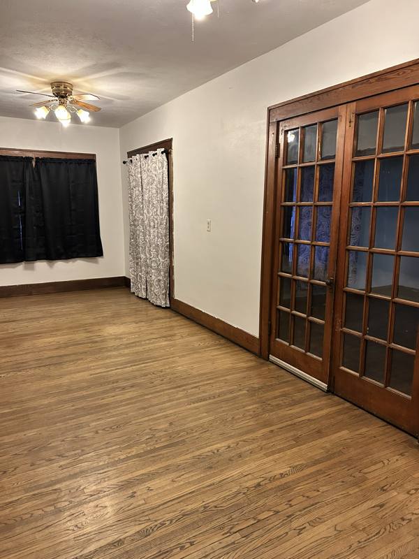 Apartment for rent at 945 21st St #1, Rock Island, IL 61201