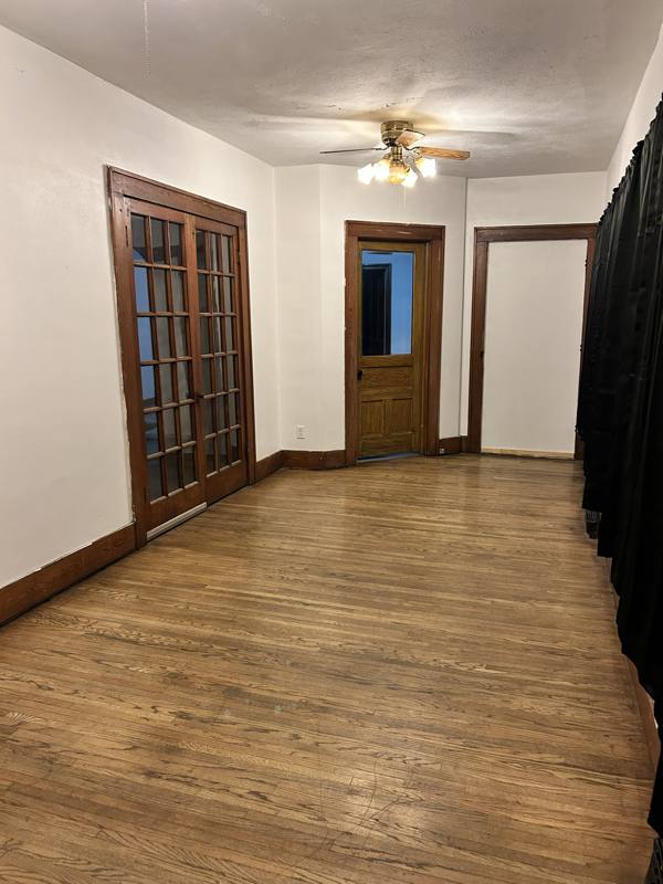 Apartment for rent at 945 21st St #1, Rock Island, IL 61201