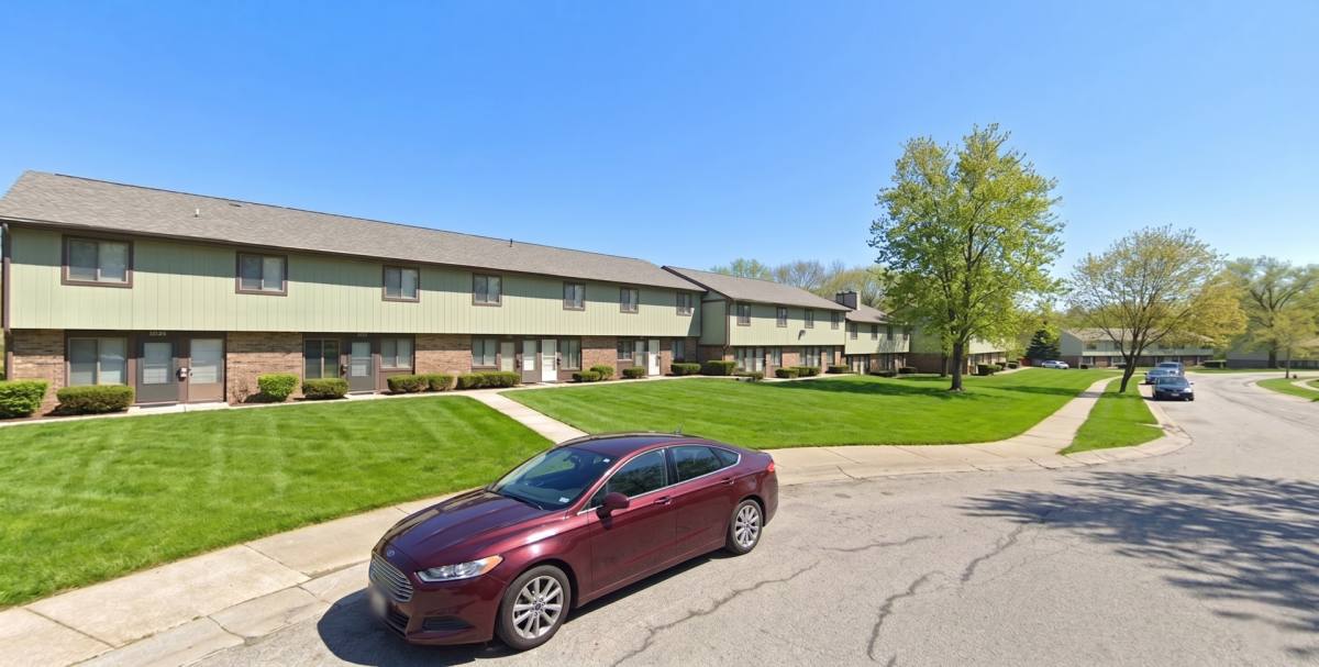 Apartment for rent at 2424 Echo Valley Dr, Stow, OH 44224