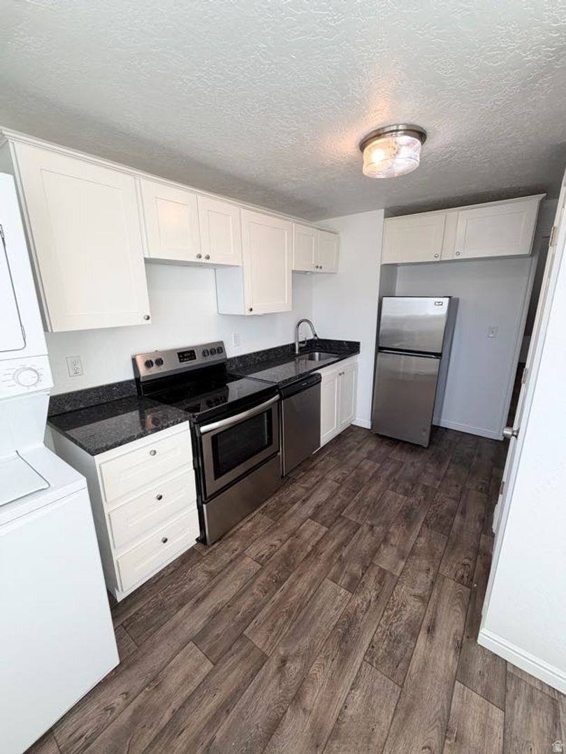 Apartment for rent at 390 E 2700 S, Salt Lake City, UT 84115