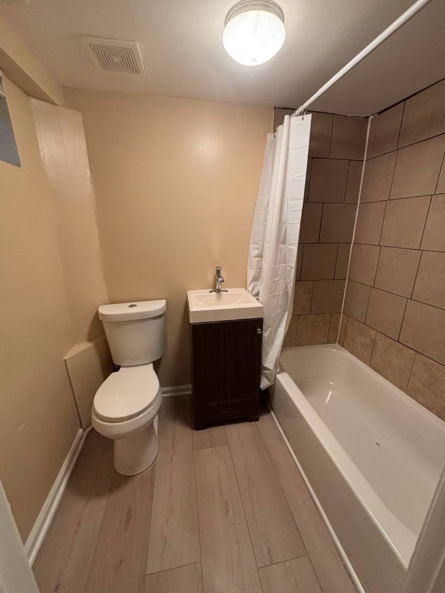Apartment for rent at 3116 E Federal St - 1st Floor, Baltimore, MD 21213