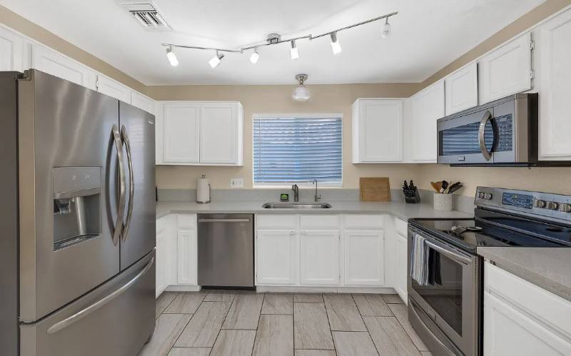 House for rent at 4285 W Plantation St, Tucson, AZ 85741