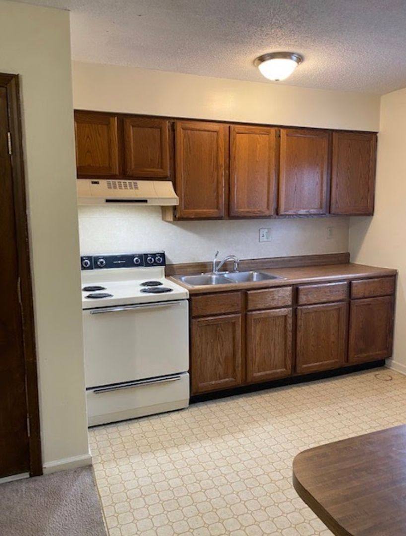Apartment for rent at 2819 Whitener, Cape Girardeau, MO 63701
