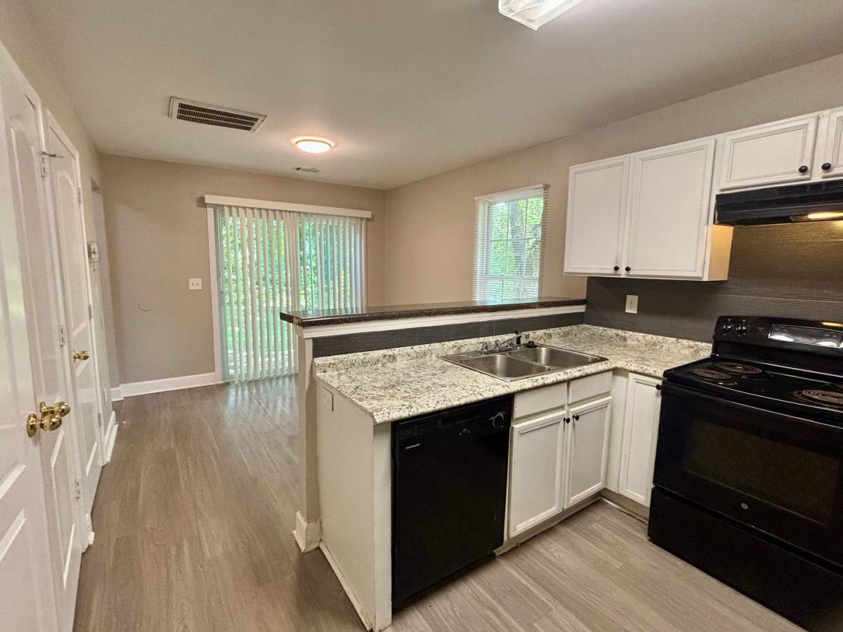 House for rent at 2595 Elliott St #NW, Atlanta, GA 30318